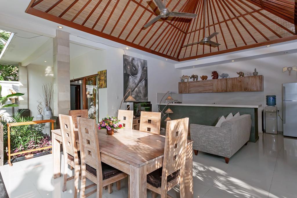 Rumah Indah Villa เซมินยัค ภายนอก รูปภาพ