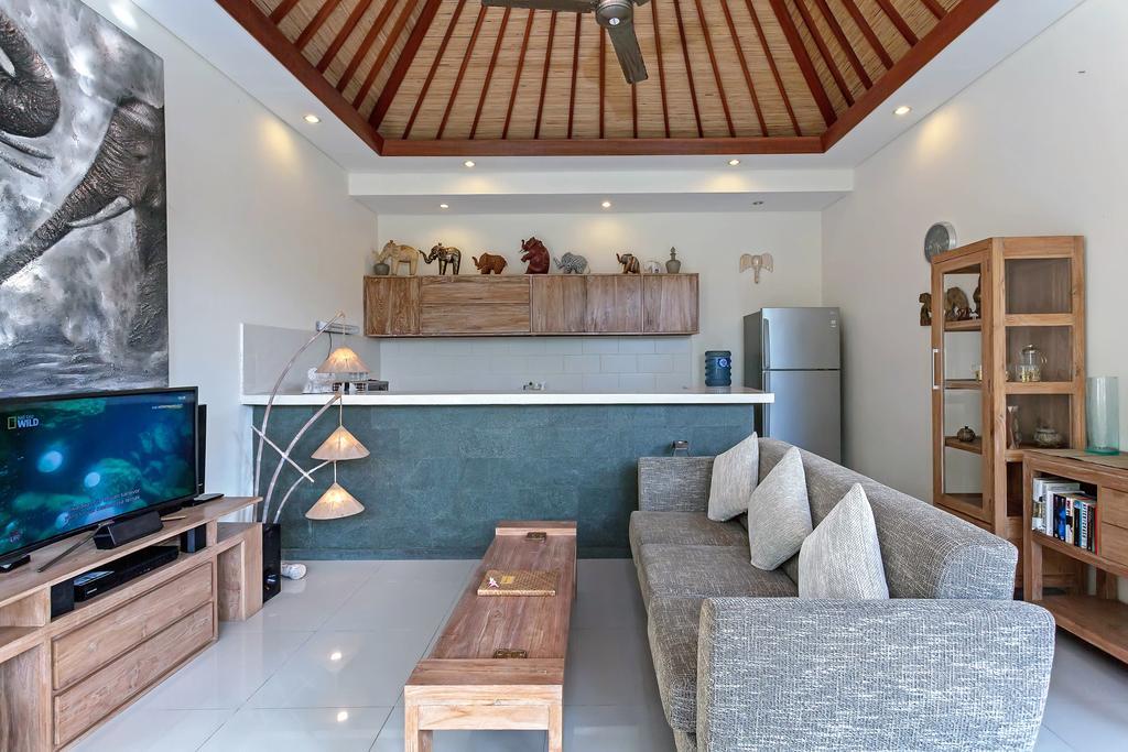 Rumah Indah Villa เซมินยัค ภายนอก รูปภาพ