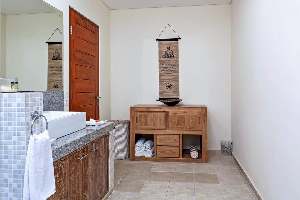 Rumah Indah Villa เซมินยัค ภายนอก รูปภาพ